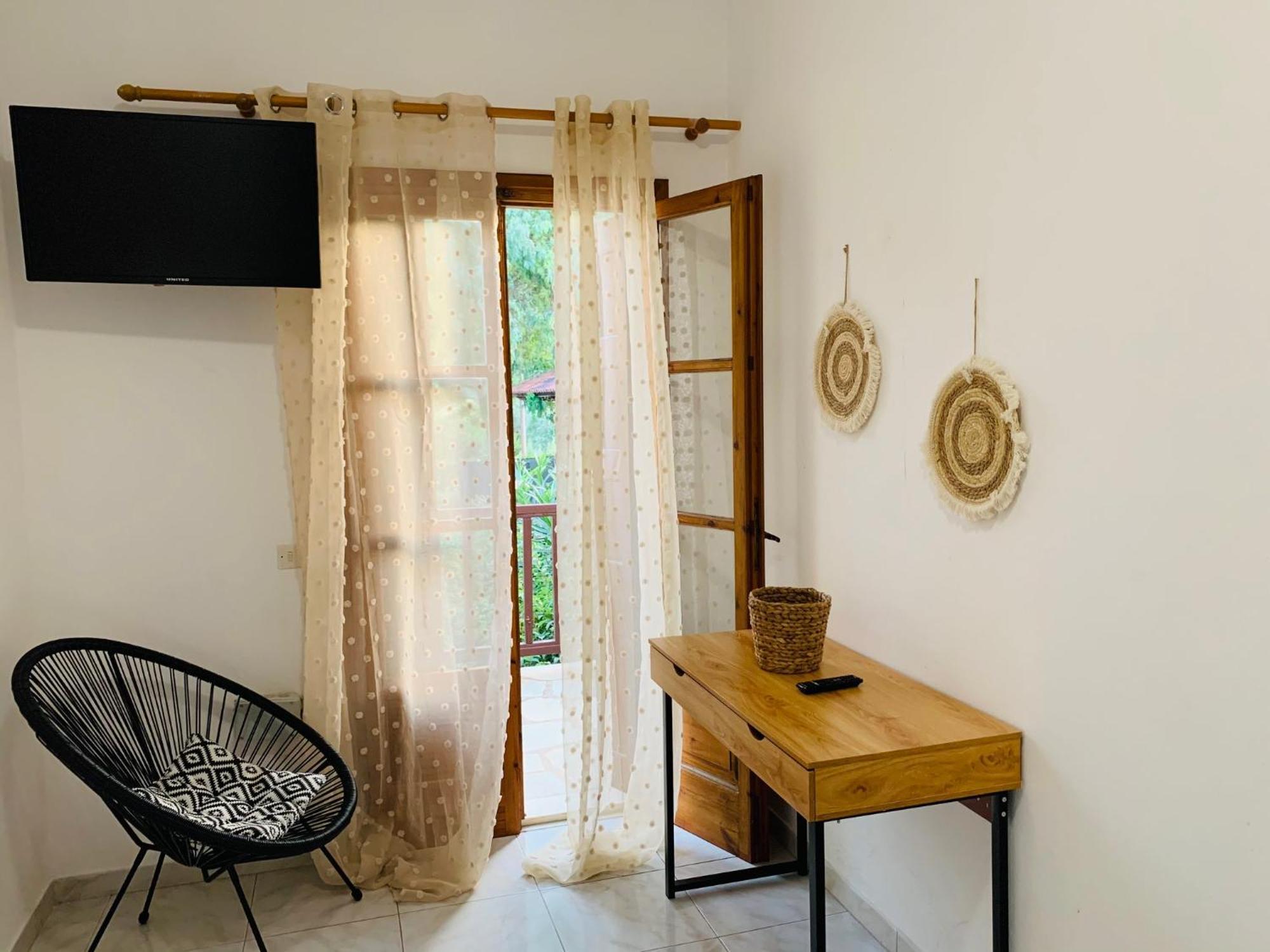 Skopelos Inn Stafylos Bagian luar foto